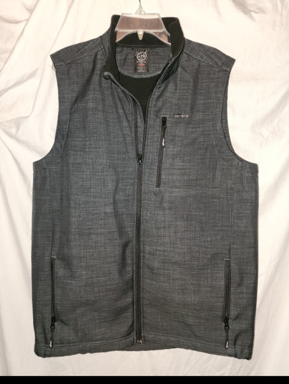 Wrangler mens size large tall dark grey all terrain vest